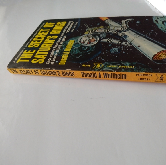 The Secret of Saturn's Rings Donald A. Wollheim Science Fiction Novel Scify - Picture 2 of 6